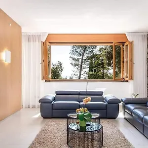Apartman Pecine, Fiume